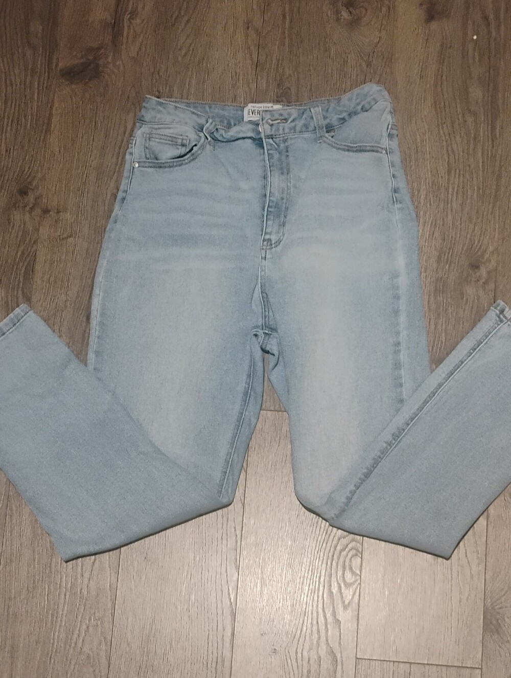 High-waisted Lightwash Mom Jeans